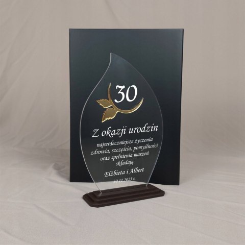 Elegancka statuetka z grawerem w etui Prezent na urodziny 30 40 50 60 70