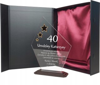 Prezent na urodziny elegancka statuetka z dedykacją w etui GRAWER 30 50 70