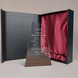 Statuetka na Dzień Nauczyciela - elegancki prezent w etui dla Wychowawcy