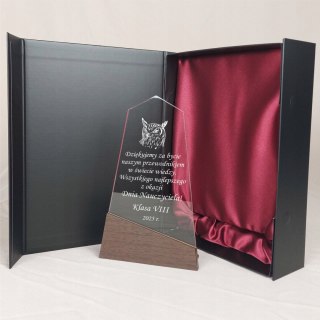 Statuetka z dedykacją - idealny prezent na Dzień Nauczyciela dla Wychowawcy