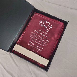 Elegancka statuetka Podziękowanie dla lekarza pielęgniarki położnej prezent