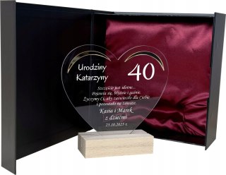 Elegancka statuetka serce z grawerem Wyjątkowy prezent na urodziny 30 50 70