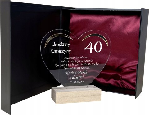 Elegancka statuetka serce z grawerem Wyjątkowy prezent na urodziny 30 50 70