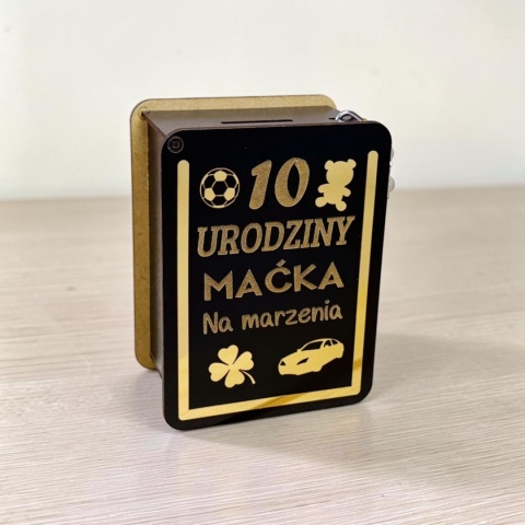 Skarbonka premium z grawerem czarna złote zdobienia