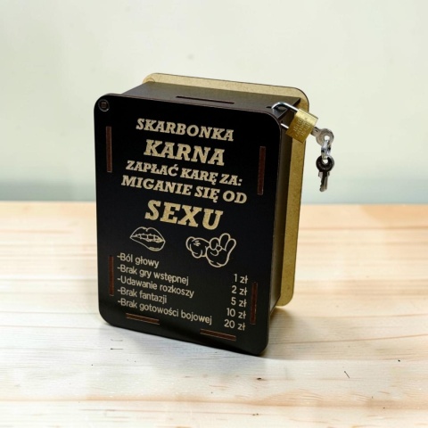 skarbonka karna z grawerem dla par