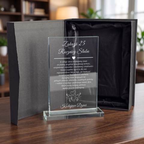 Grawerowana pamiątka jubileuszu małżeństwa z życzeniami na szkle
